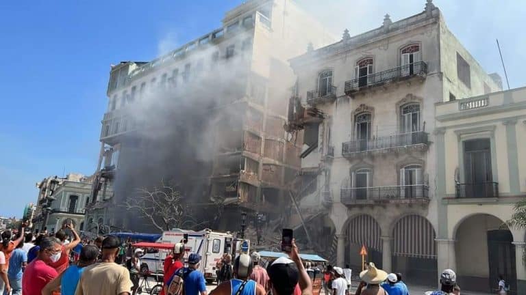 BREAKING NEWS: Explosion at the Saratoga Hotel in Havana