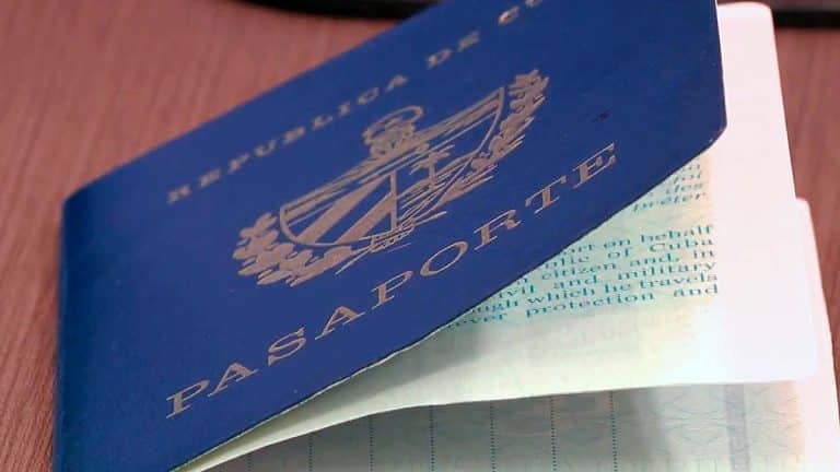 Measure Extending Validity of Cuban Passport to 10 Years Comes Into Force