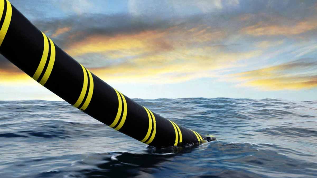 submarine cable between Martinique and Cienfuegos